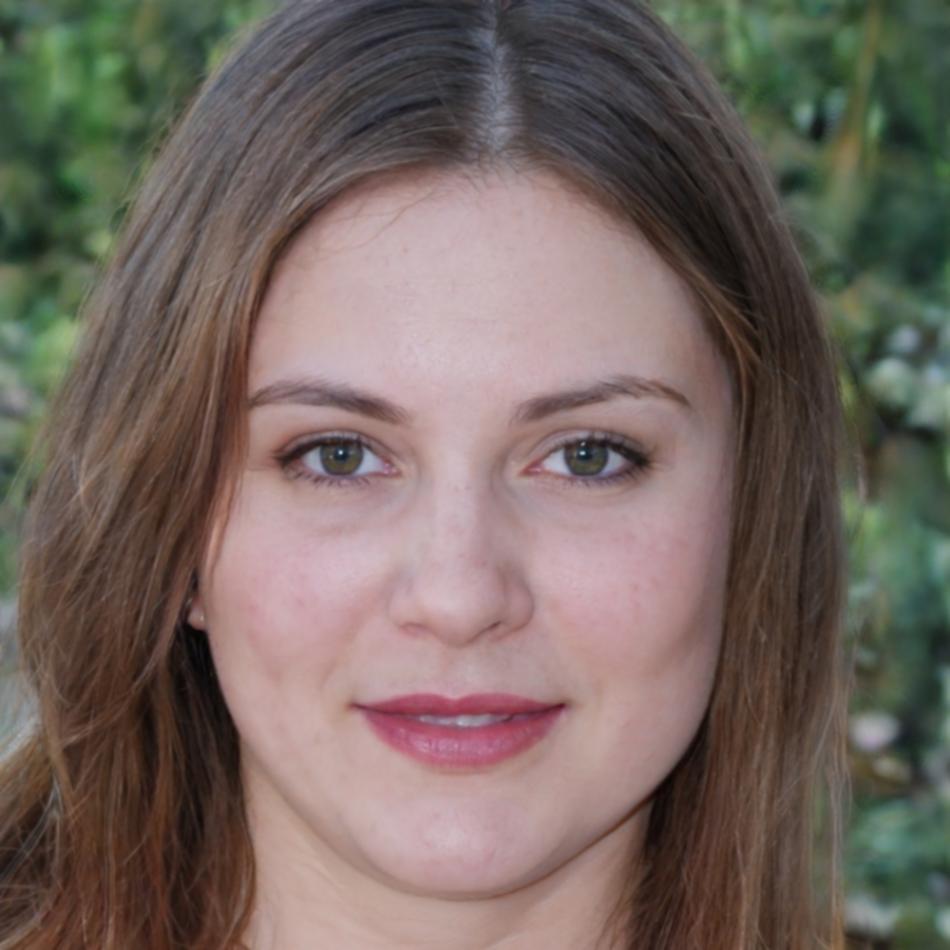Ana Costa, CEO da GreenTech Solutions